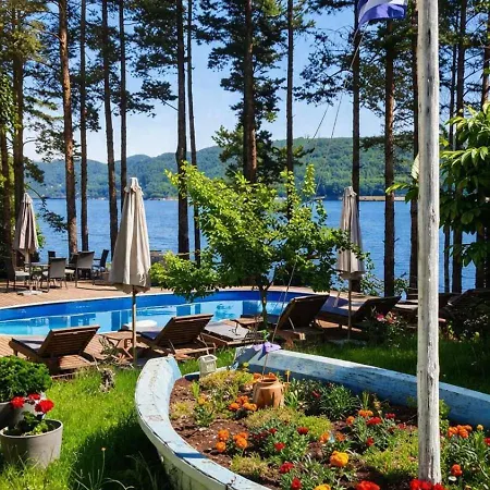 Club Paradise Bay Iskar Hébergement de vacances Gorni Pasarel